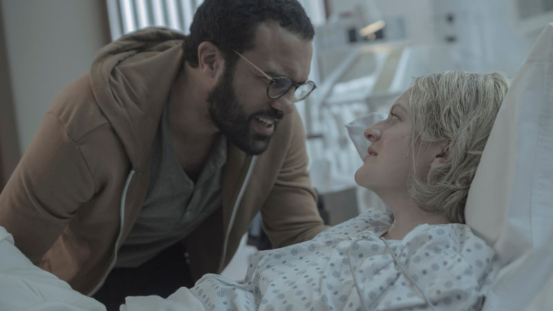 June gives birth to Hannah in a flashback.